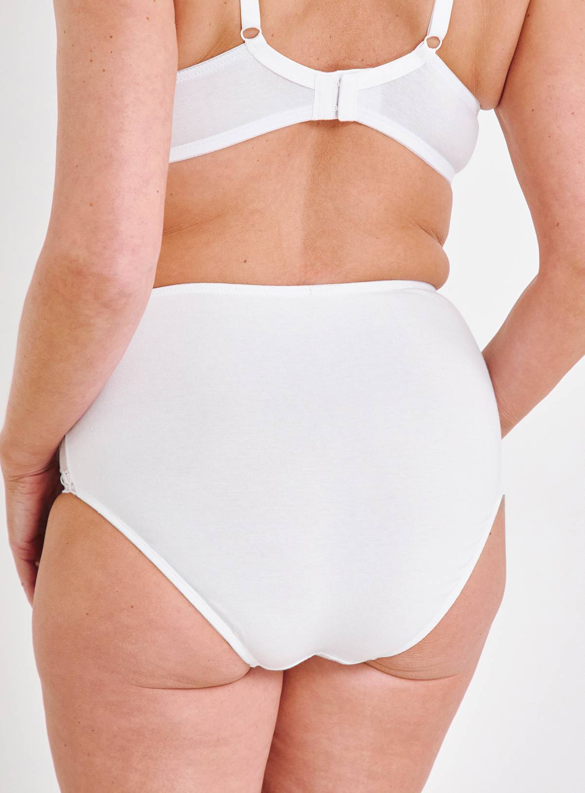 SIMPLY BE Rachel 2 Pack Everyday Full Brief All Over Embroidery 22 - Image 4